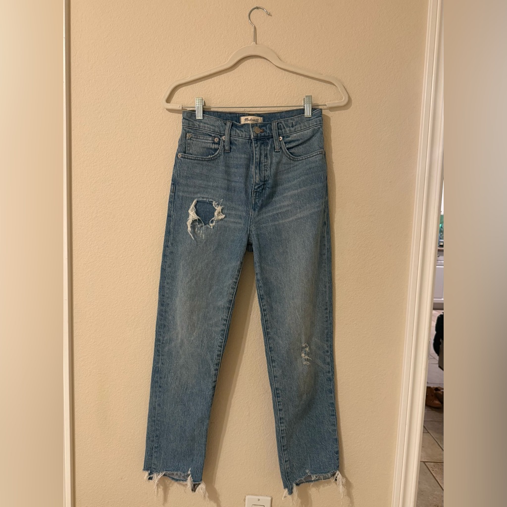 Never Worn! Madewell Classic Straight Jean Size 25 In Corrie Wash